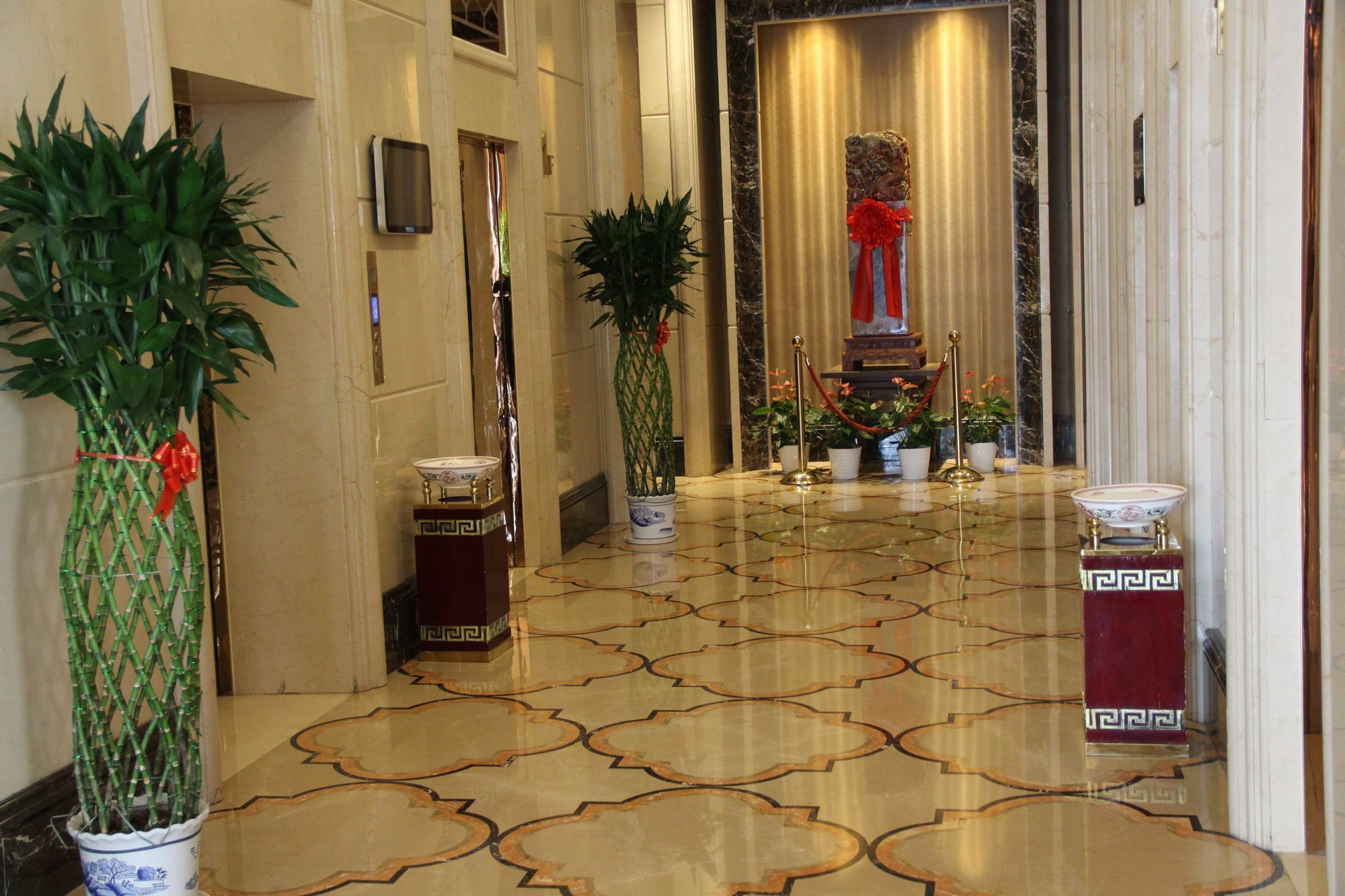 Hengna International Hotel Yiwu  Exterior photo
